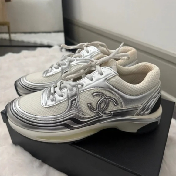 CHANEL Women's White and Silver Sneakers - Picture 1 of 4